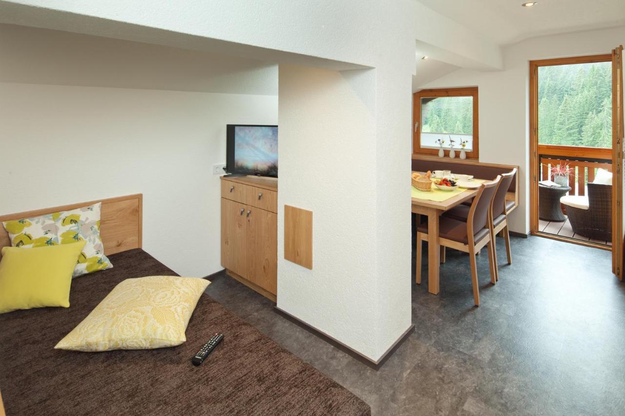 Aparthotel Brunnenhof 다뮐스 외부 사진