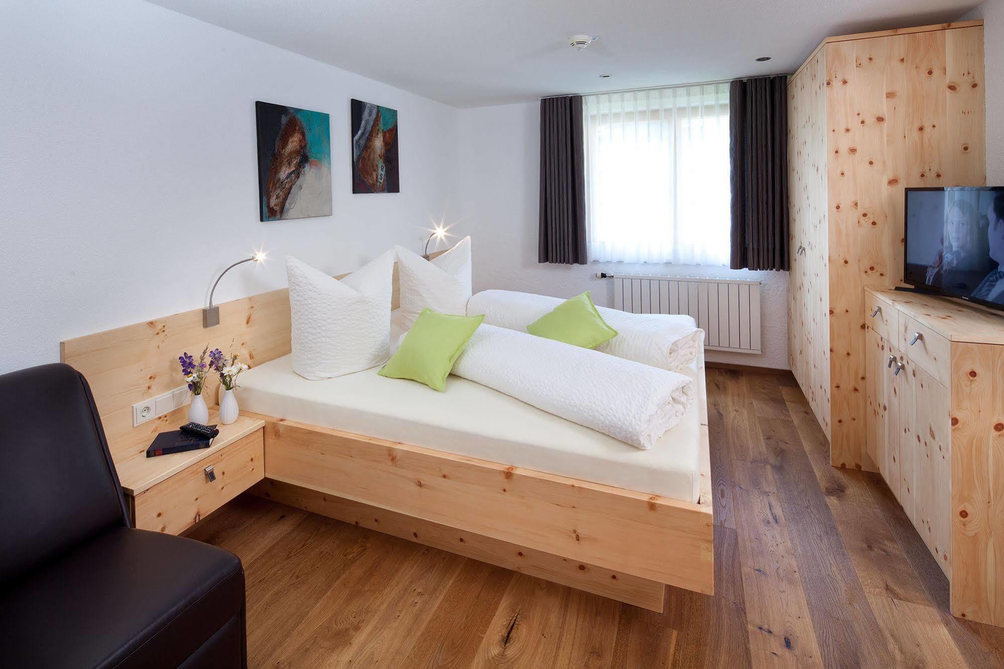 Aparthotel Brunnenhof 다뮐스 외부 사진