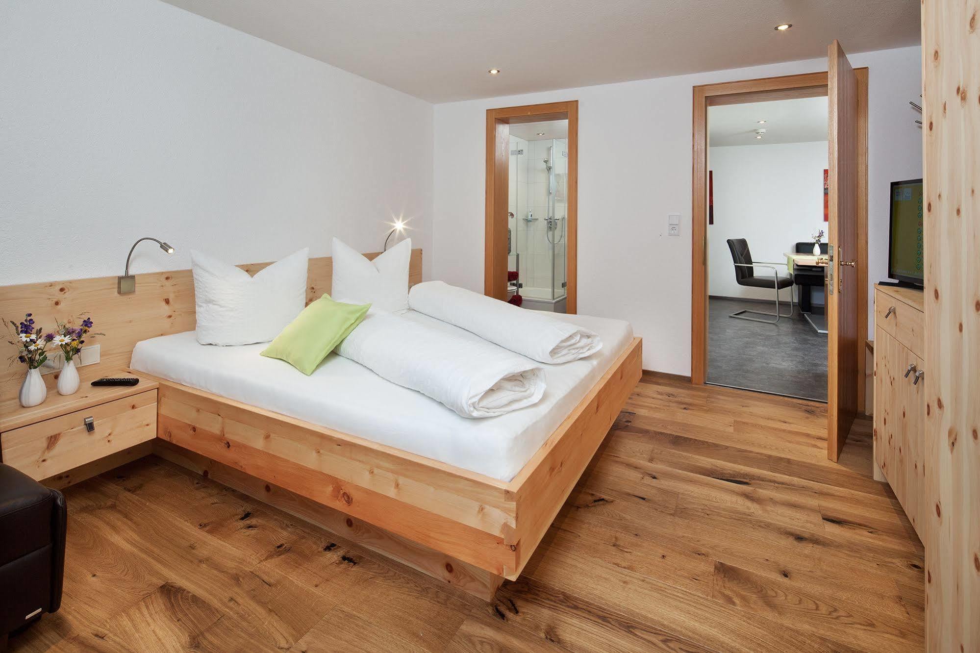 Aparthotel Brunnenhof 다뮐스 외부 사진